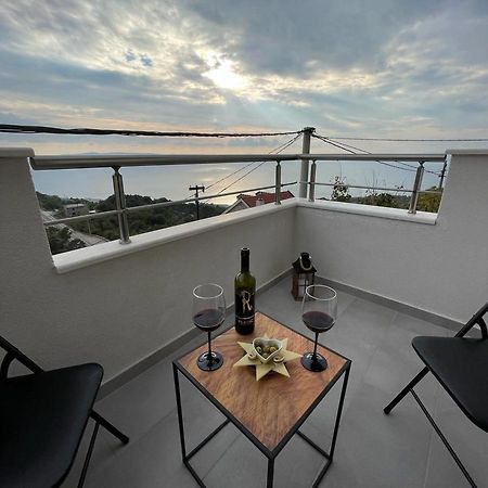 Sea Sky Lejlighed Tučepi Eksteriør billede